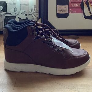 KidsBrown High-Top Sneakers Everlasting